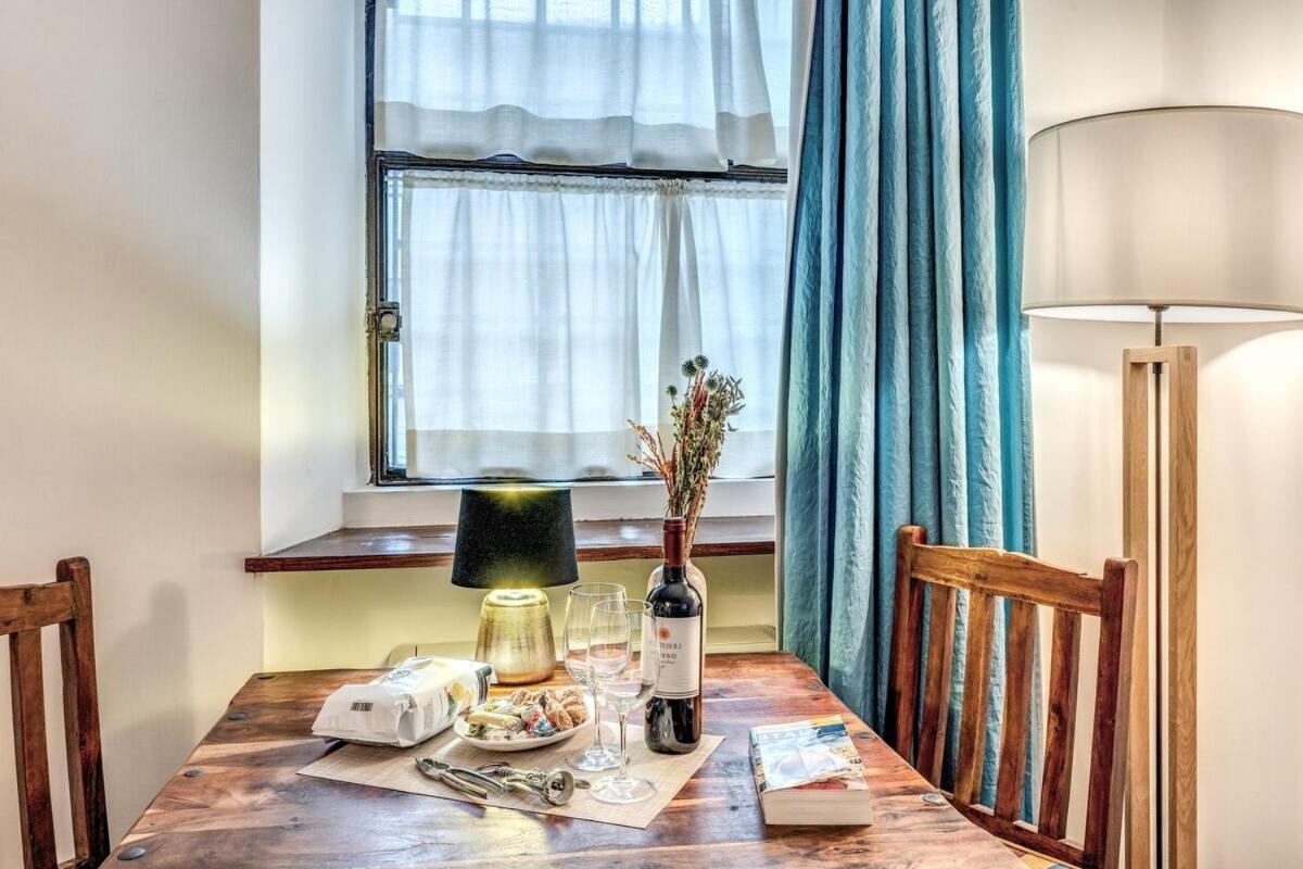 Maya Rhome Trastevere Řím Pokoj fotografie